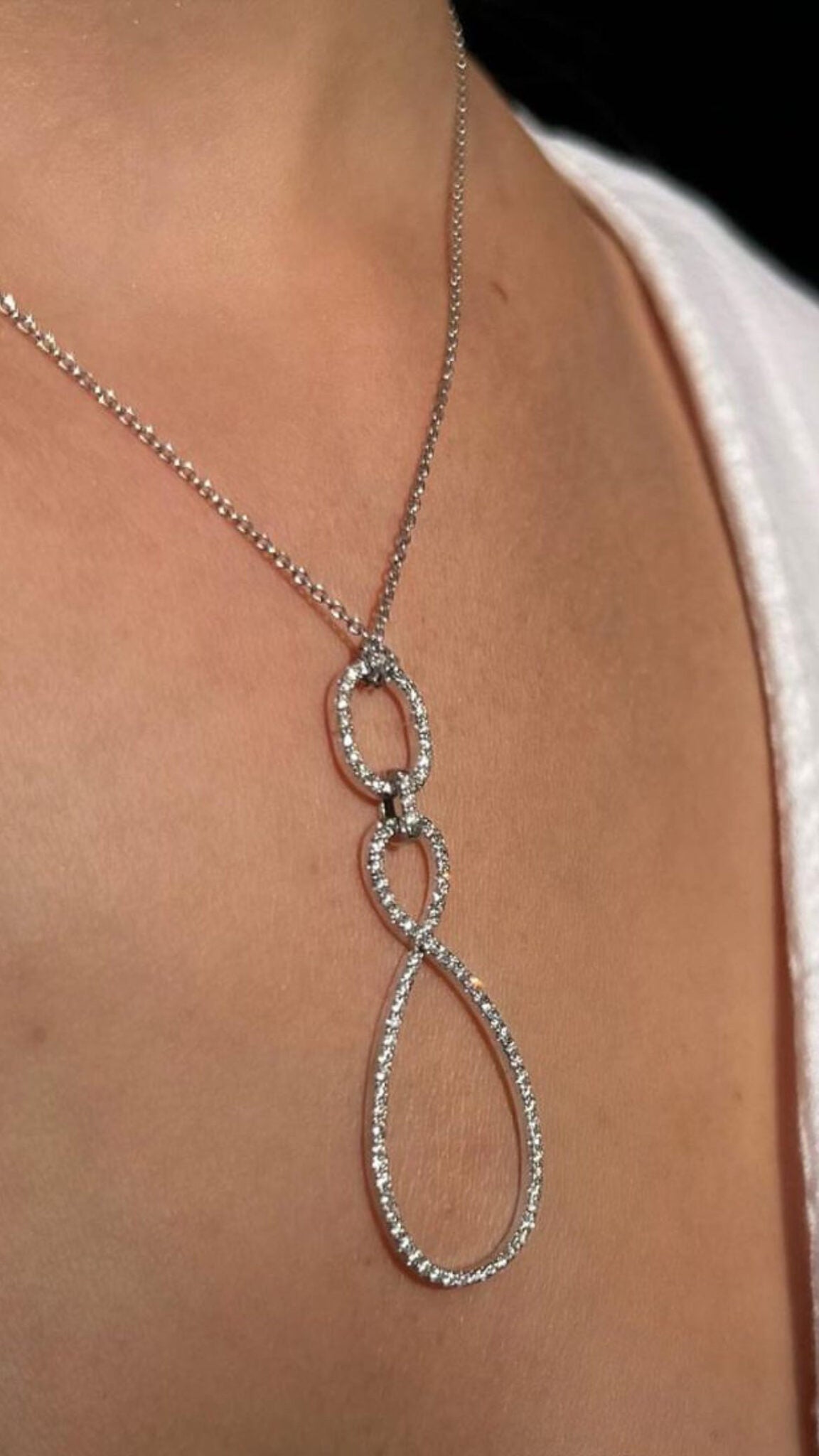 Collier Infinity