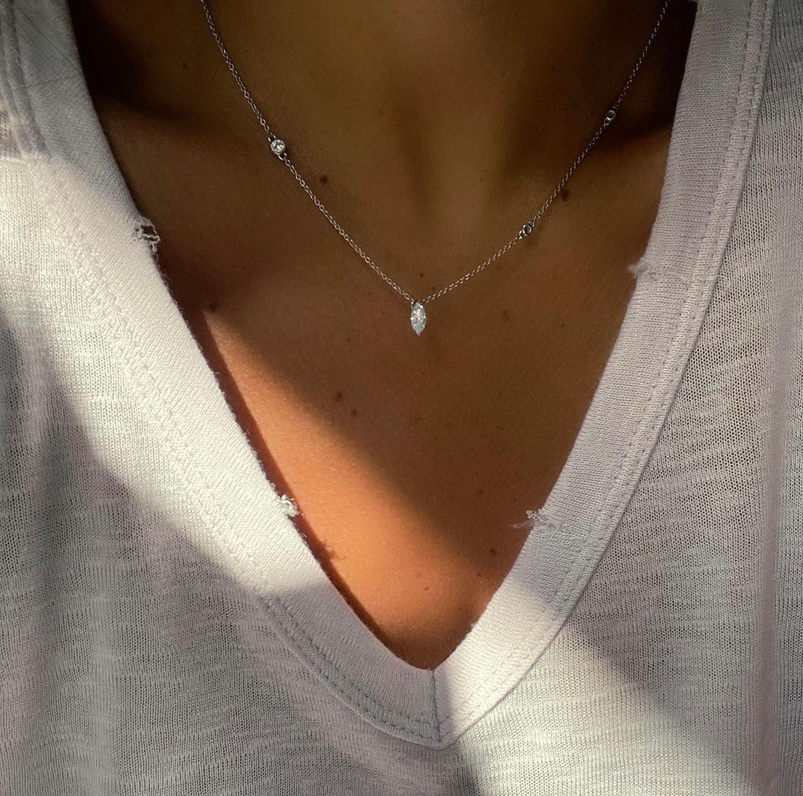 Collier Asymétrique Marquise